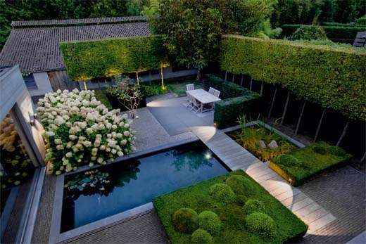 Moderne tuin met vijver Woontrendz