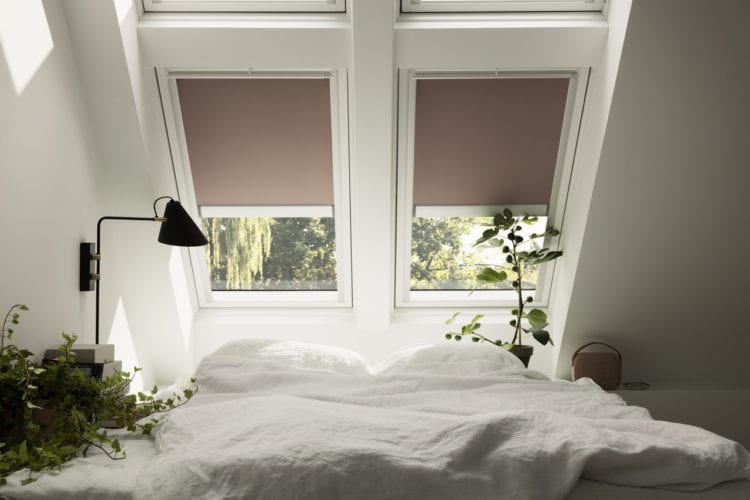 Velux houdt de warmte buiten