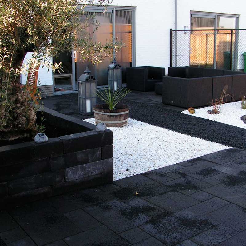 Tuin met grind, wit split