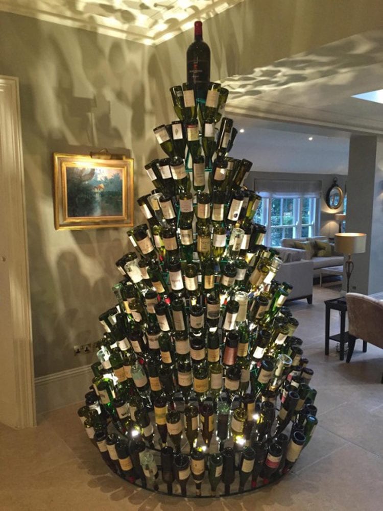 DIY: Kerstdecoratie van wijnflessen
