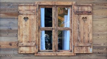 Houten chalet raam