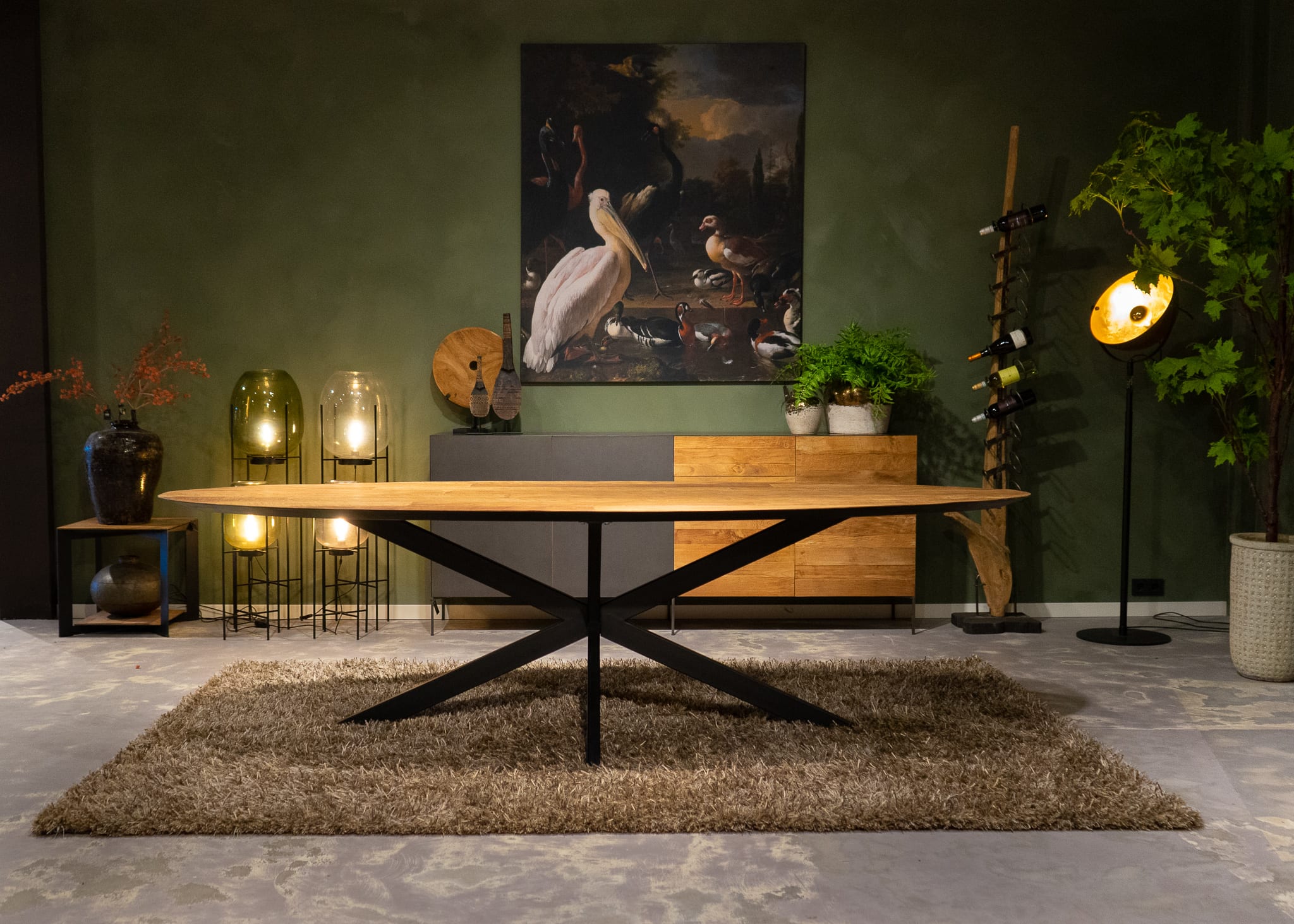 Ovalen eettafel hout