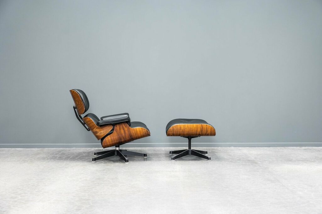 Vitra Eames Lounge chair